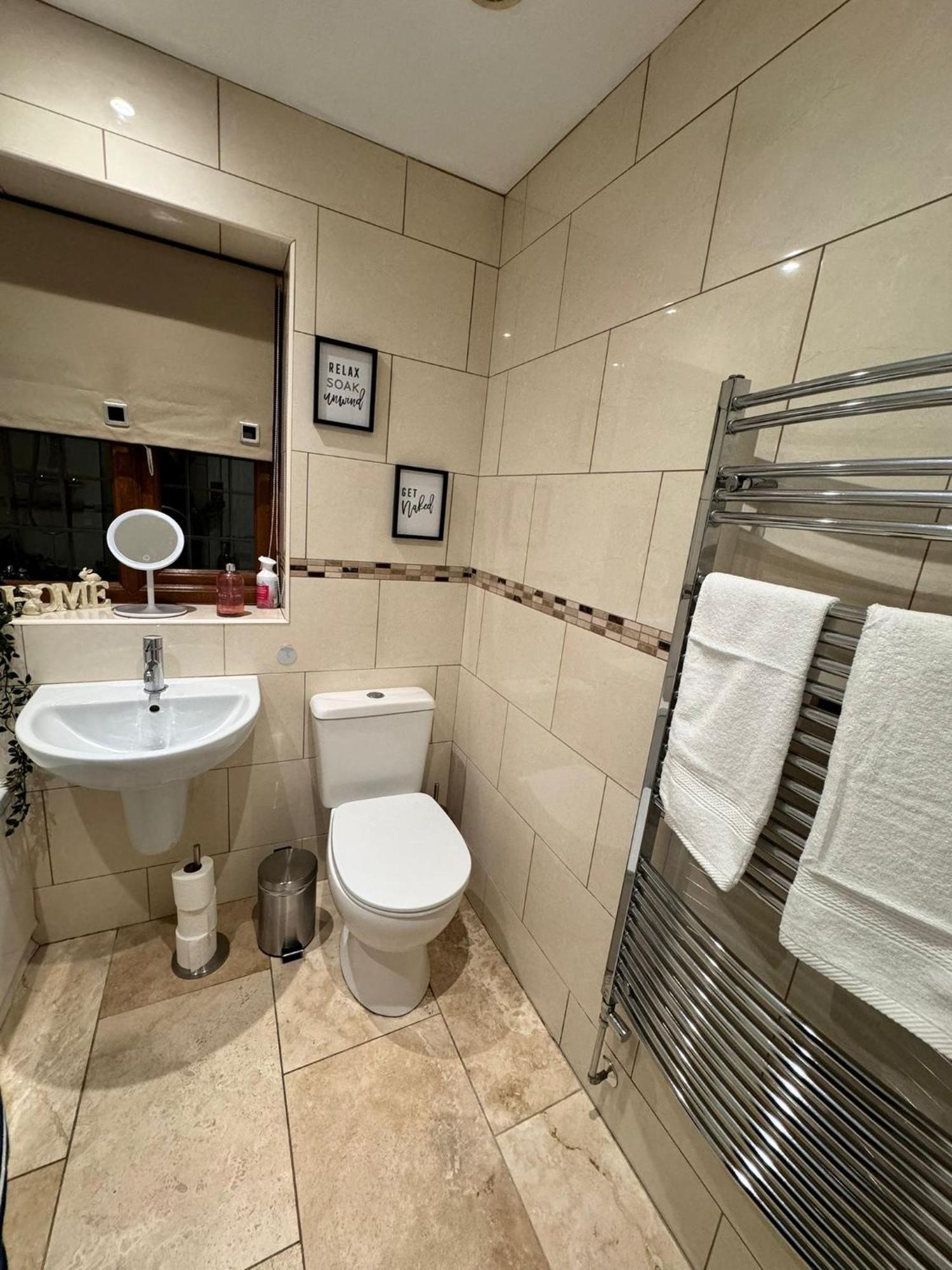 3Br House Ossett-Wakefield, Free Parking 3 Cars Wi Fi Long Stays Kültér fotó