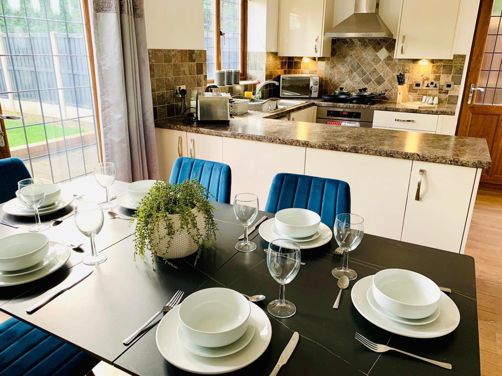 3Br House Ossett-Wakefield, Free Parking 3 Cars Wi Fi Long Stays Kültér fotó
