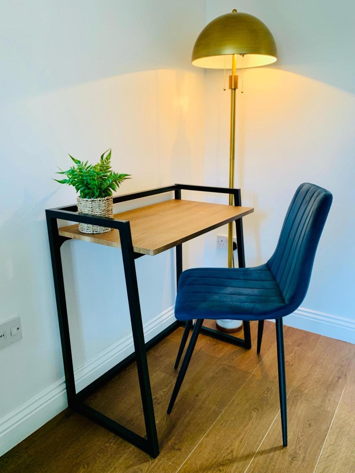 3Br House Ossett-Wakefield, Free Parking 3 Cars Wi Fi Long Stays Kültér fotó